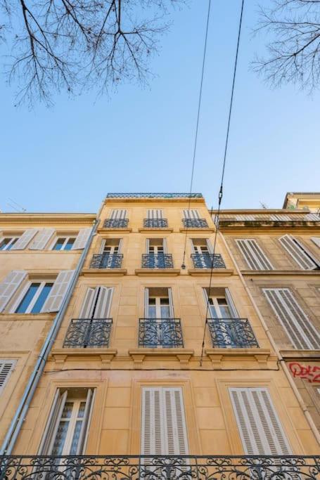 Superbe Appart, Central, Petit Balcon & Vue Place Marseille Bagian luar foto