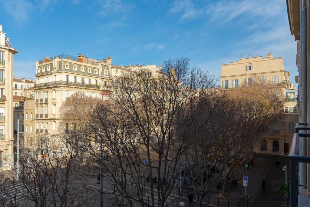 Superbe Appart, Central, Petit Balcon & Vue Place Marseille Bagian luar foto