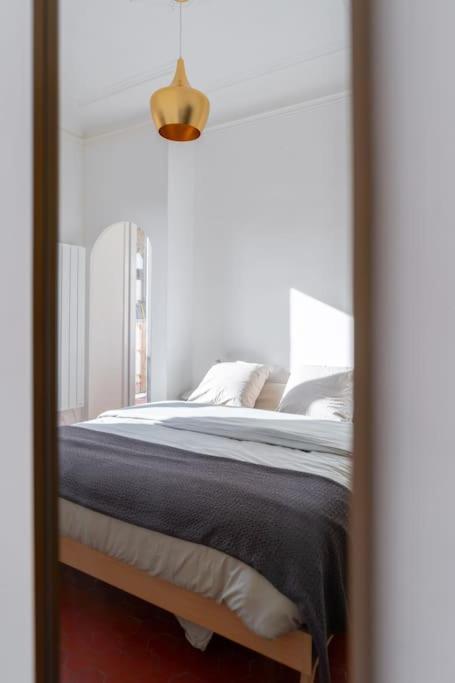 Superbe Appart, Central, Petit Balcon & Vue Place Marseille Bagian luar foto