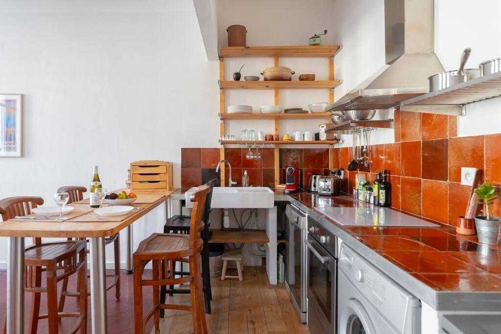 Superbe Appart, Central, Petit Balcon & Vue Place Marseille Bagian luar foto